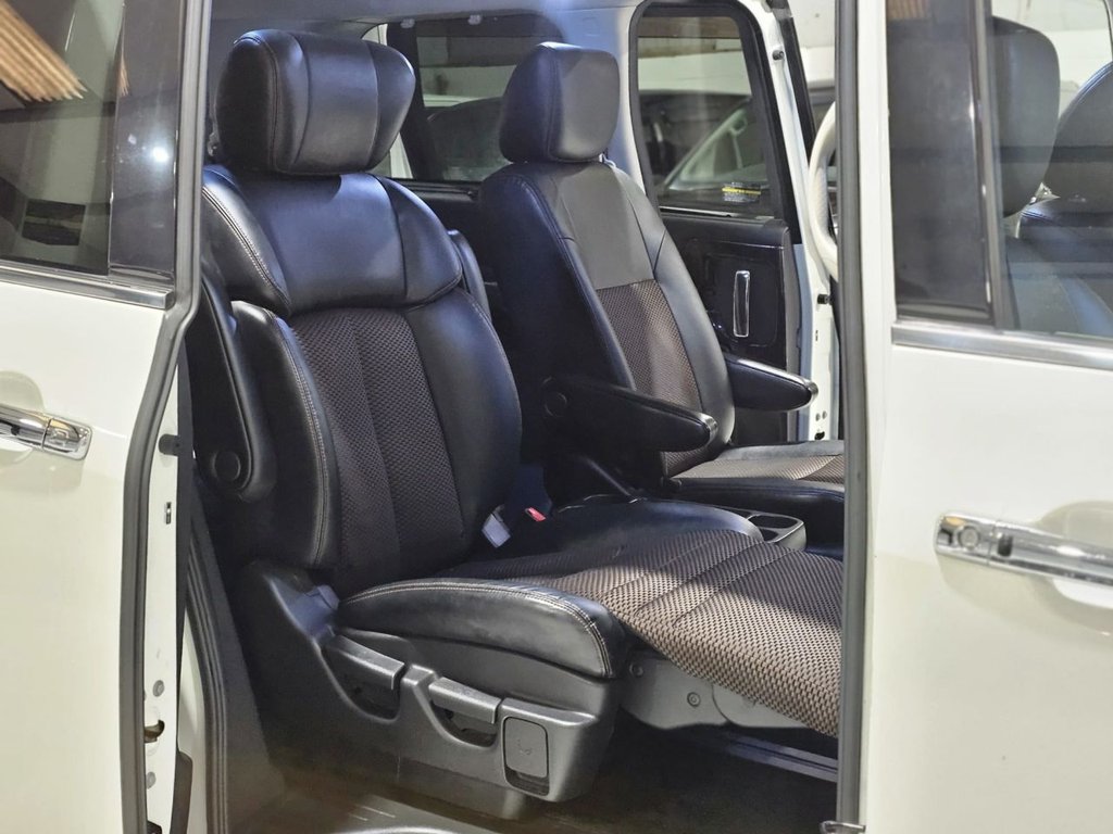 Used Nissan Elgrand 2012 for sale - 77583375: Photo 41