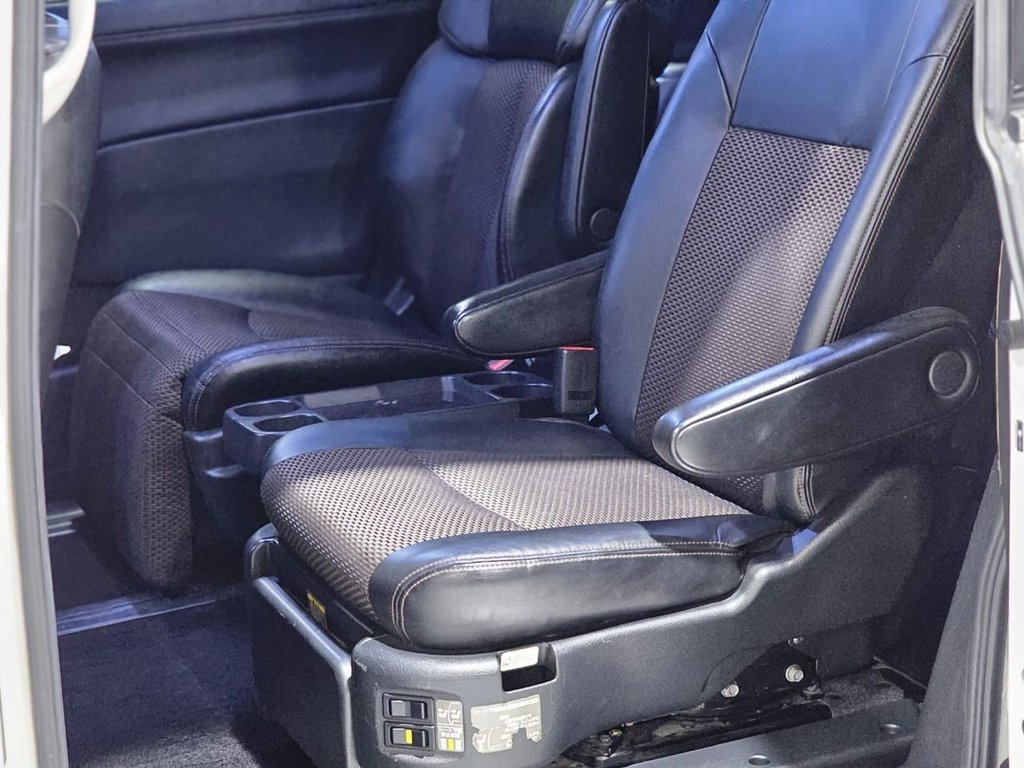 Used Nissan Elgrand 2012 for sale - 77583375: Photo 45