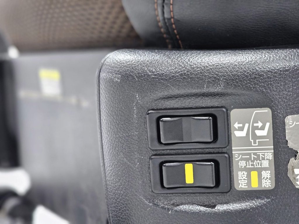 Used Nissan Elgrand 2012 for sale - 77583375: Photo 47