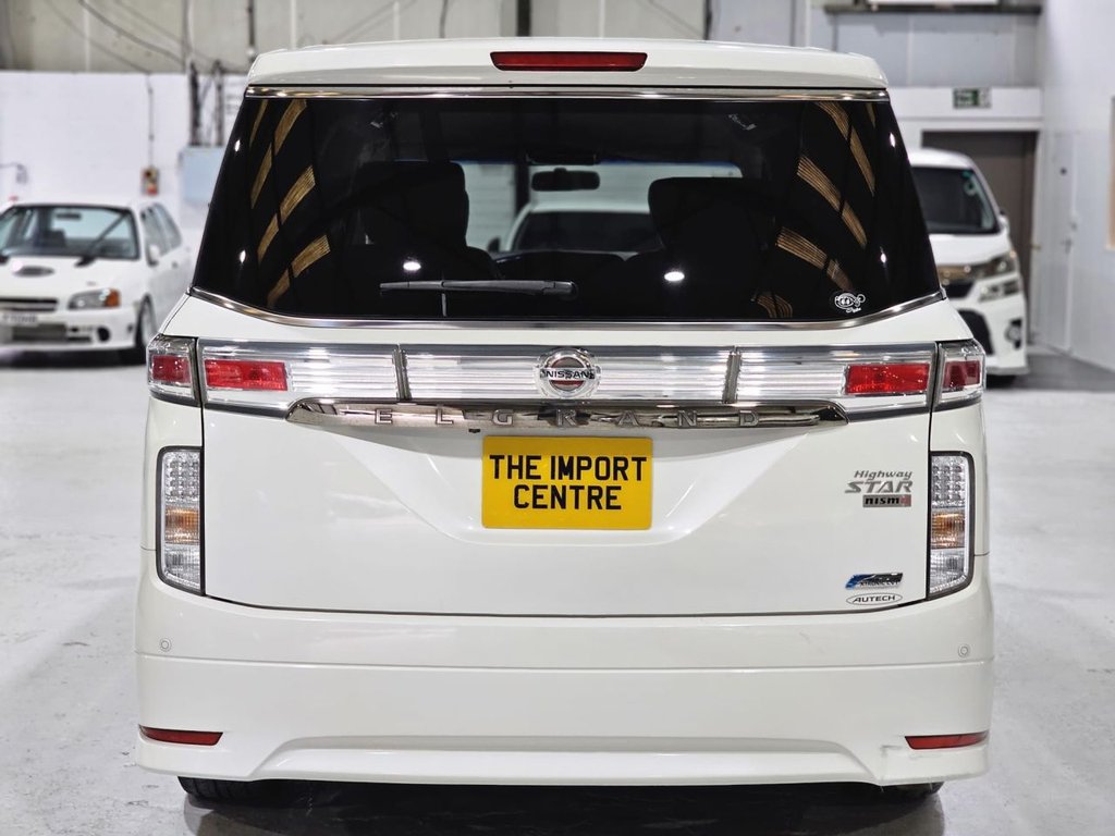 Used Nissan Elgrand 2012 for sale - 77583375: Photo 7