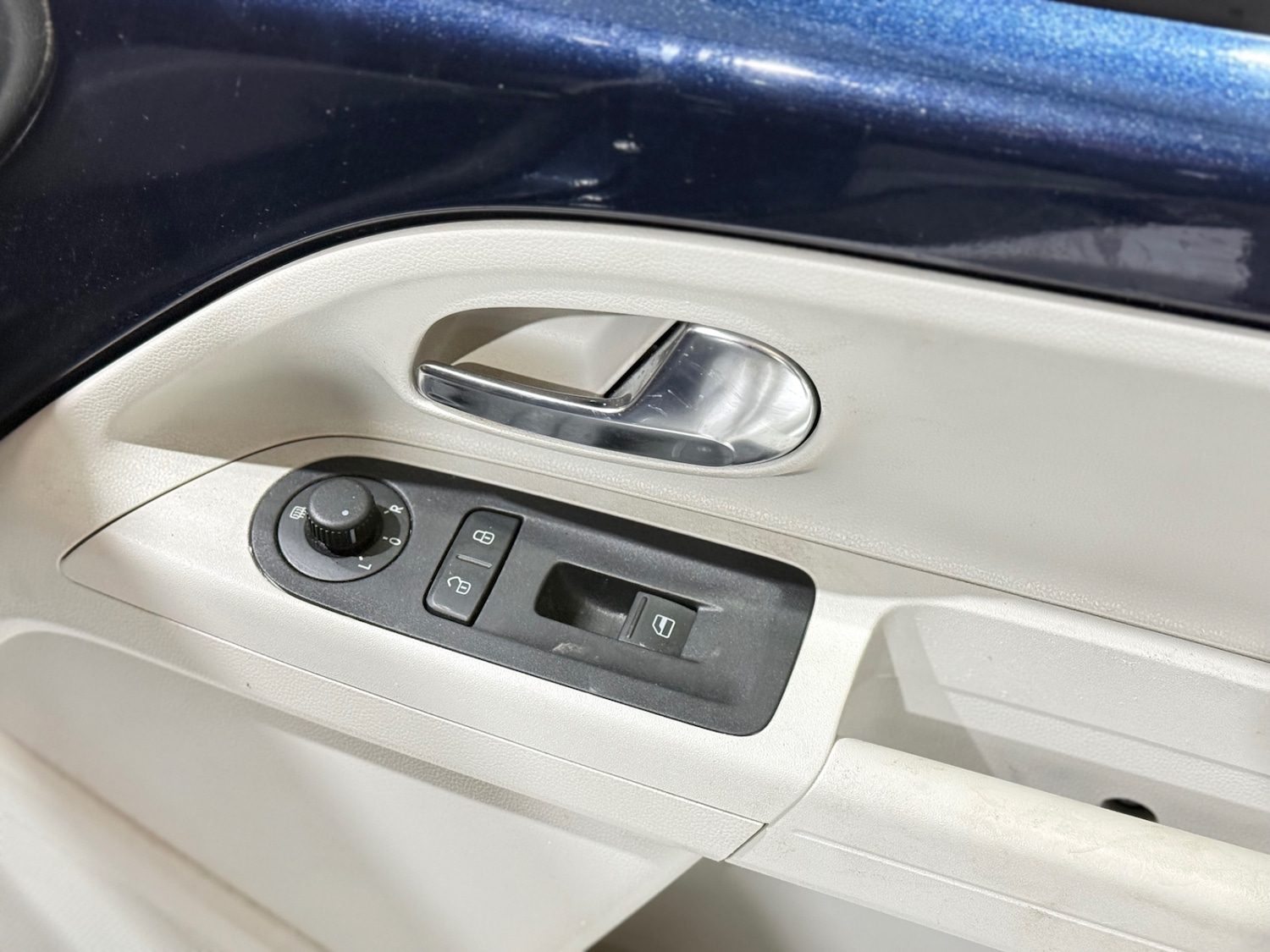 Used Volkswagen up! 2012 for sale - 77329402: Photo 26