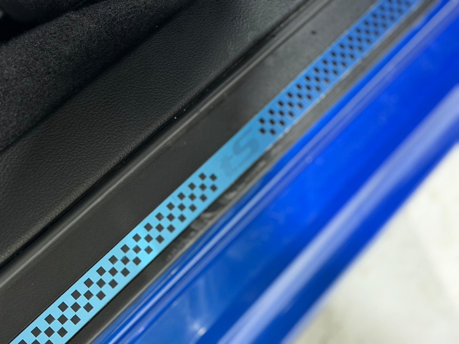 Used Subaru Legacy 2013 for sale - 77057009: Photo 16