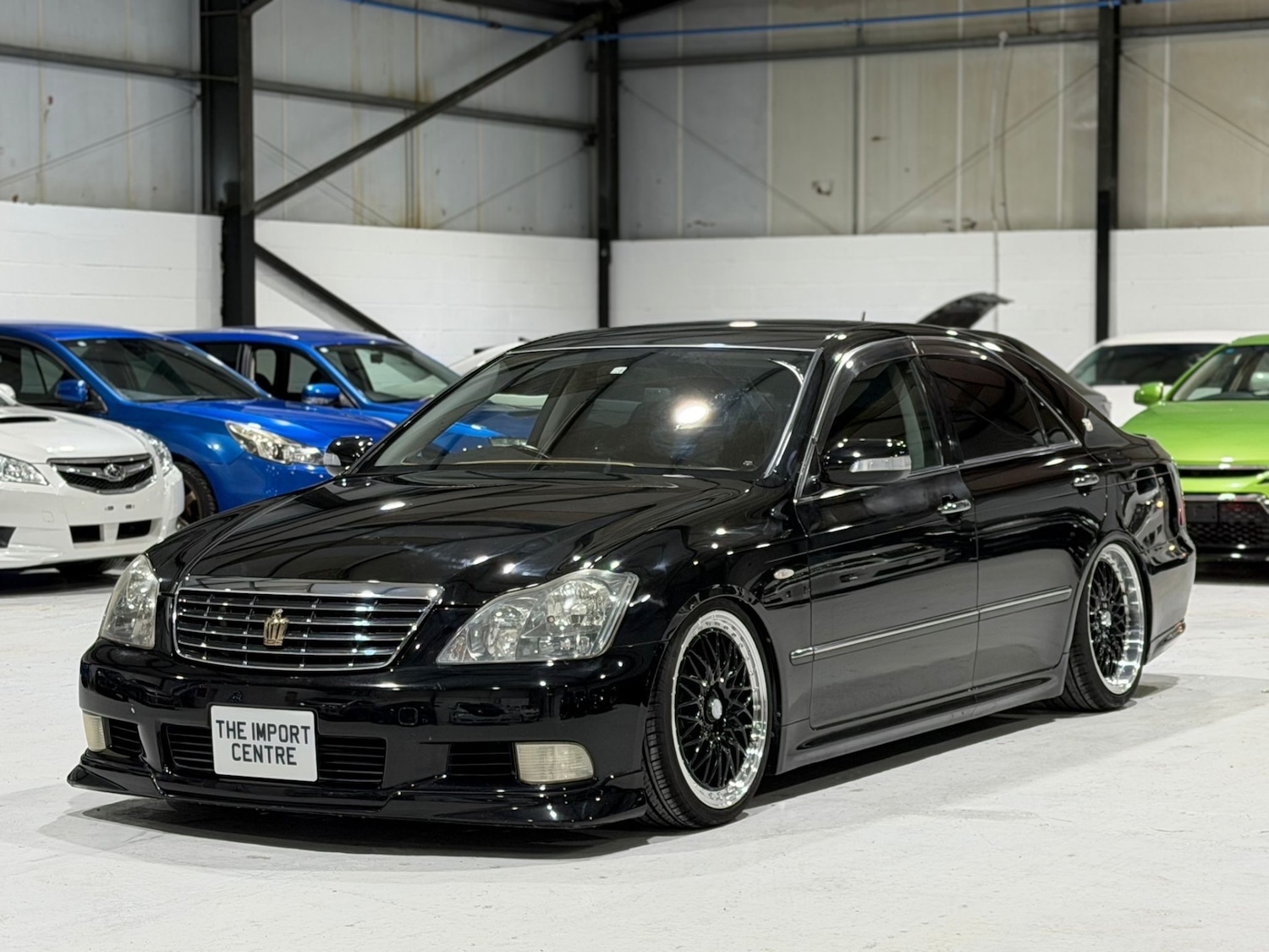 Used Toyota Crown 2006 for sale - 77057012: Photo 2