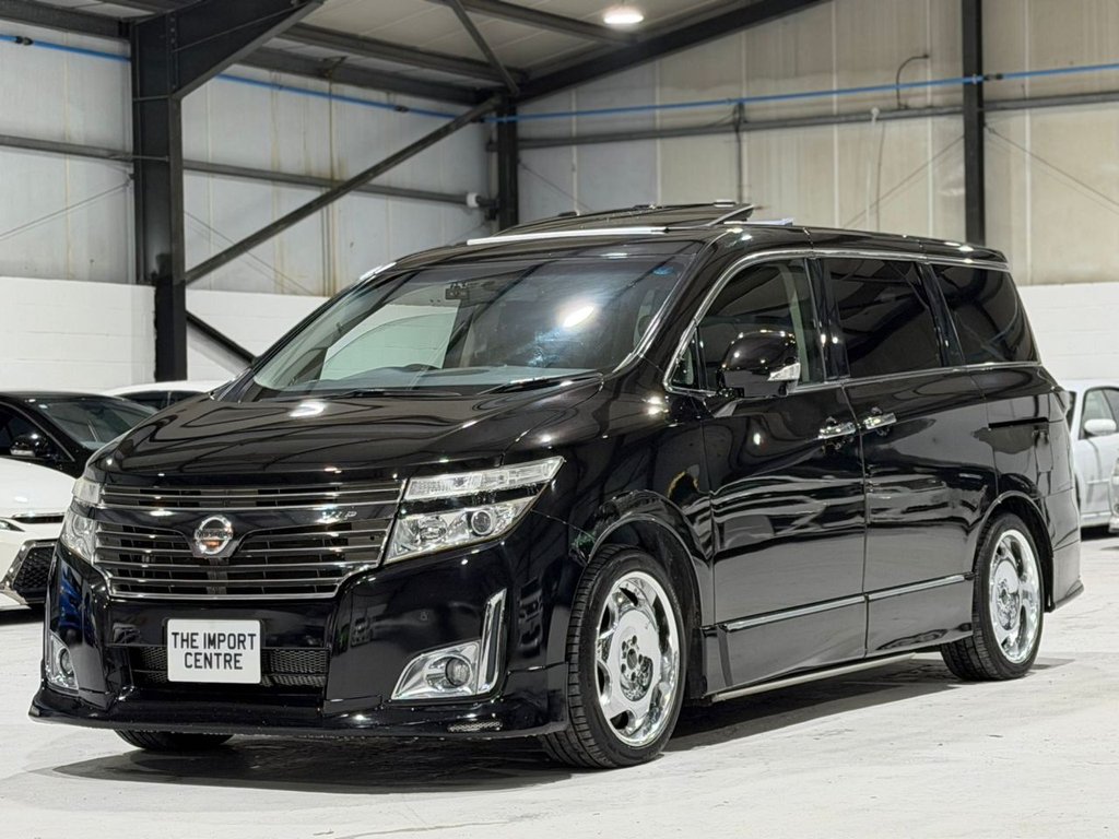 Used Nissan Elgrand 2011 for sale - 77582224: Photo 4