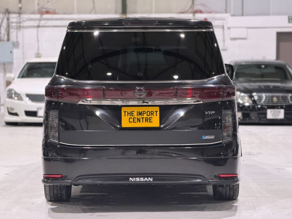 Used Nissan Elgrand 2011 for sale - 77582224: Photo 7