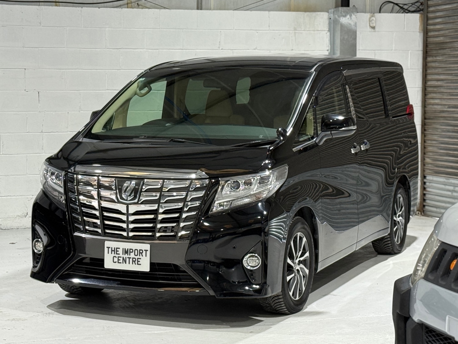 Used Toyota Alphard 2015 for sale - 77072817: Photo 31
