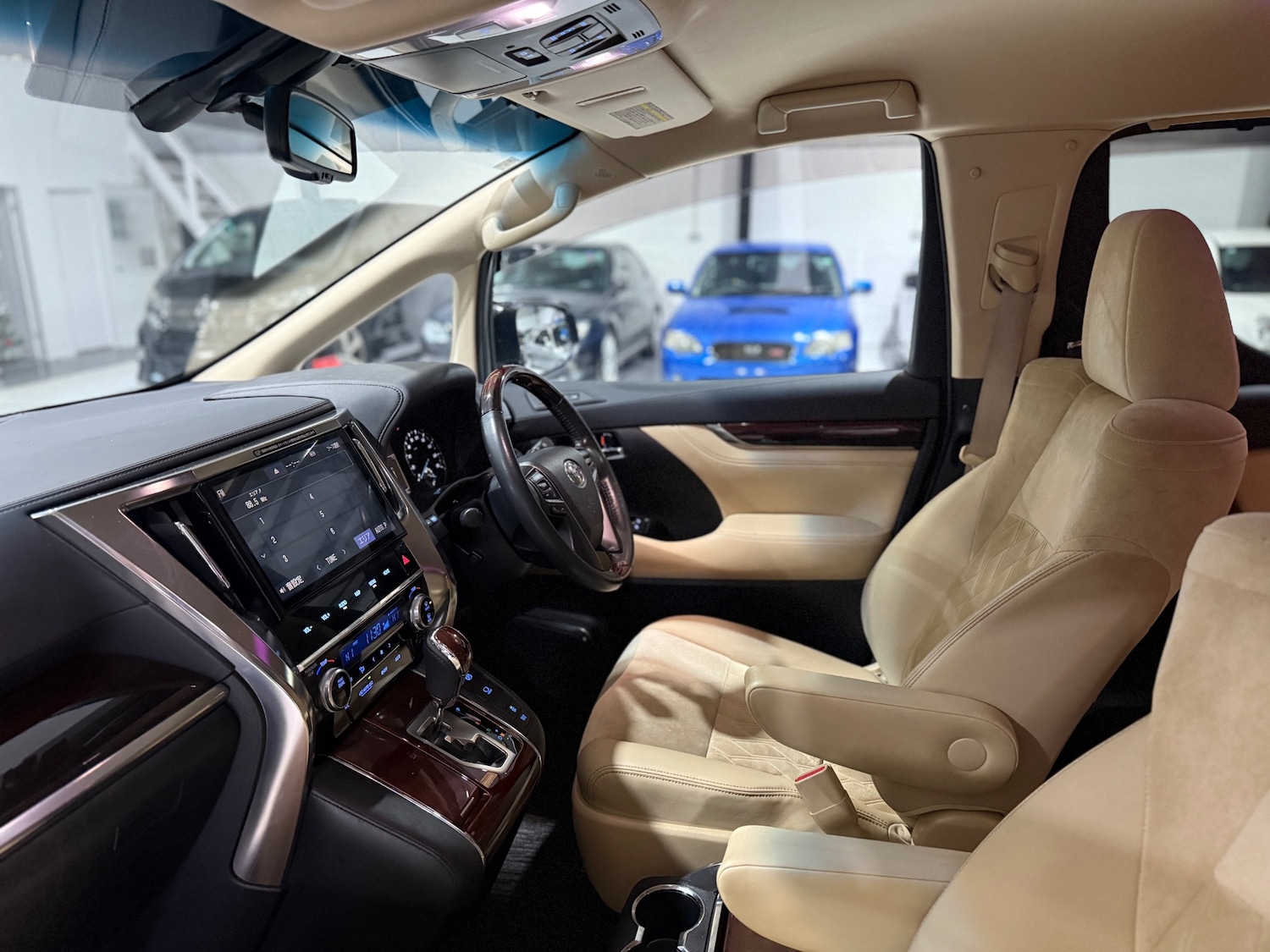 Used Toyota Alphard 2015 for sale - 77072817: Photo 34