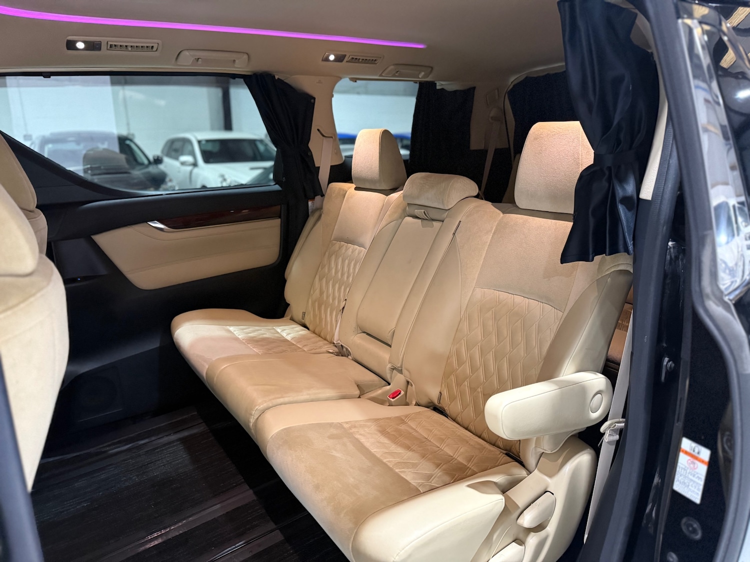Used Toyota Alphard 2015 for sale - 77072817: Photo 39