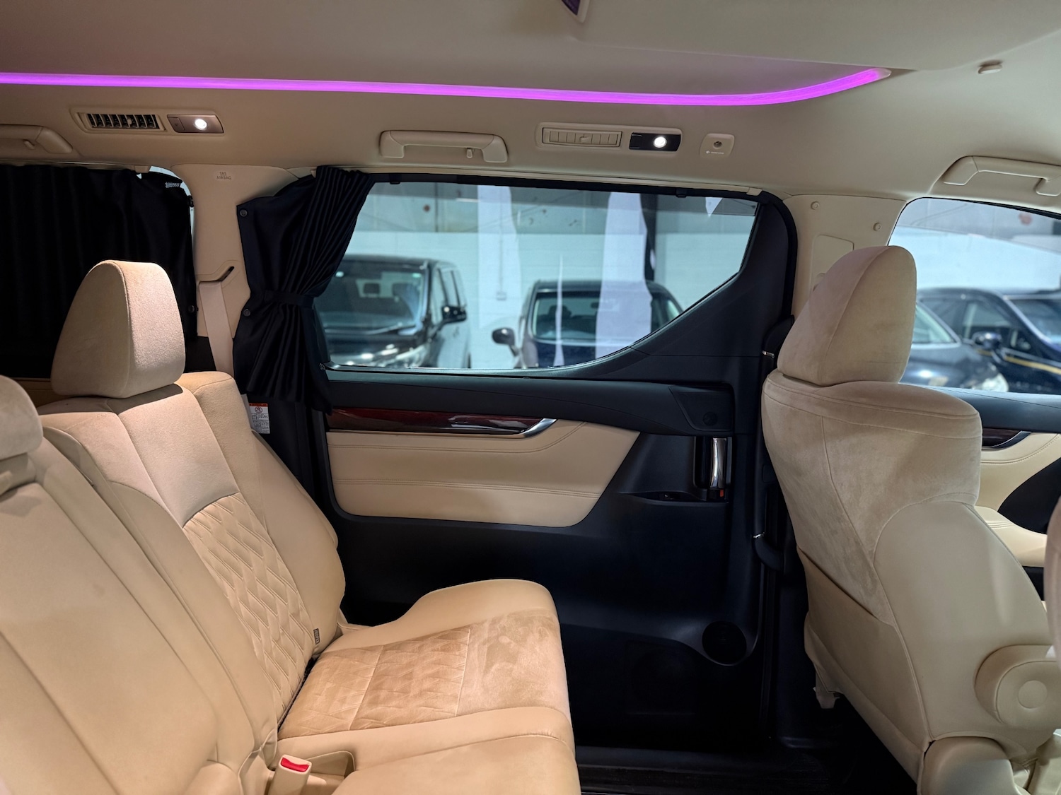 Used Toyota Alphard 2015 for sale - 77072817: Photo 42