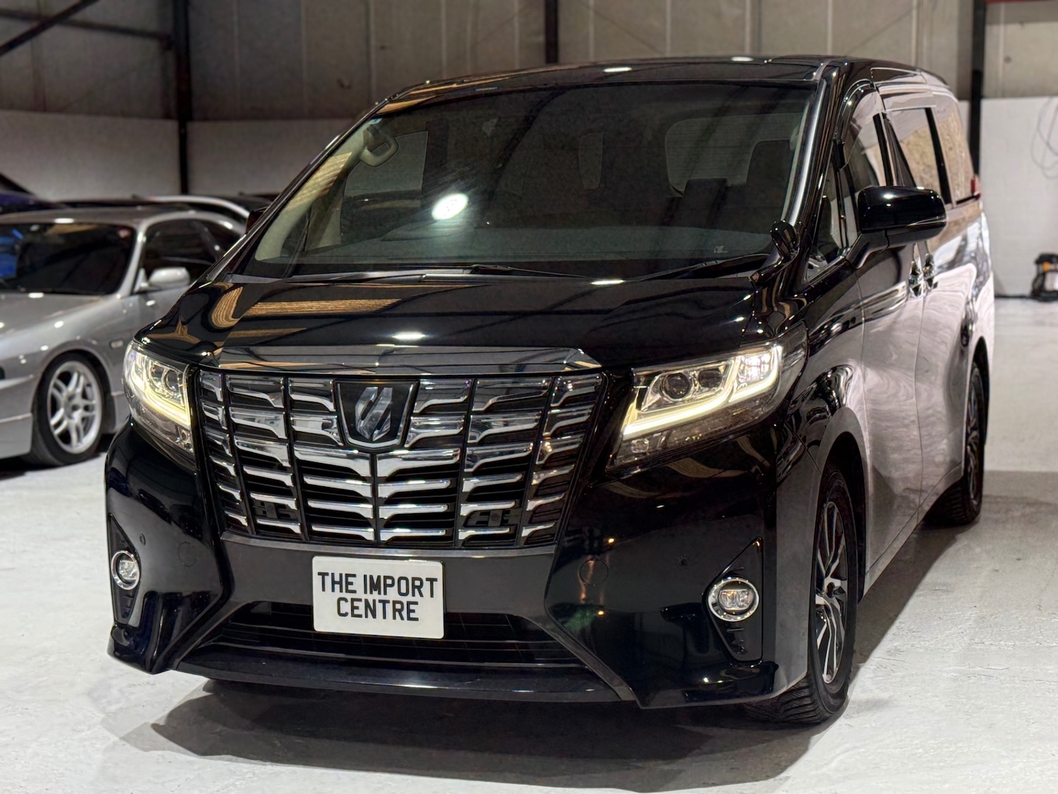 Used Toyota Alphard 2015 for sale - 77072817: Photo 5