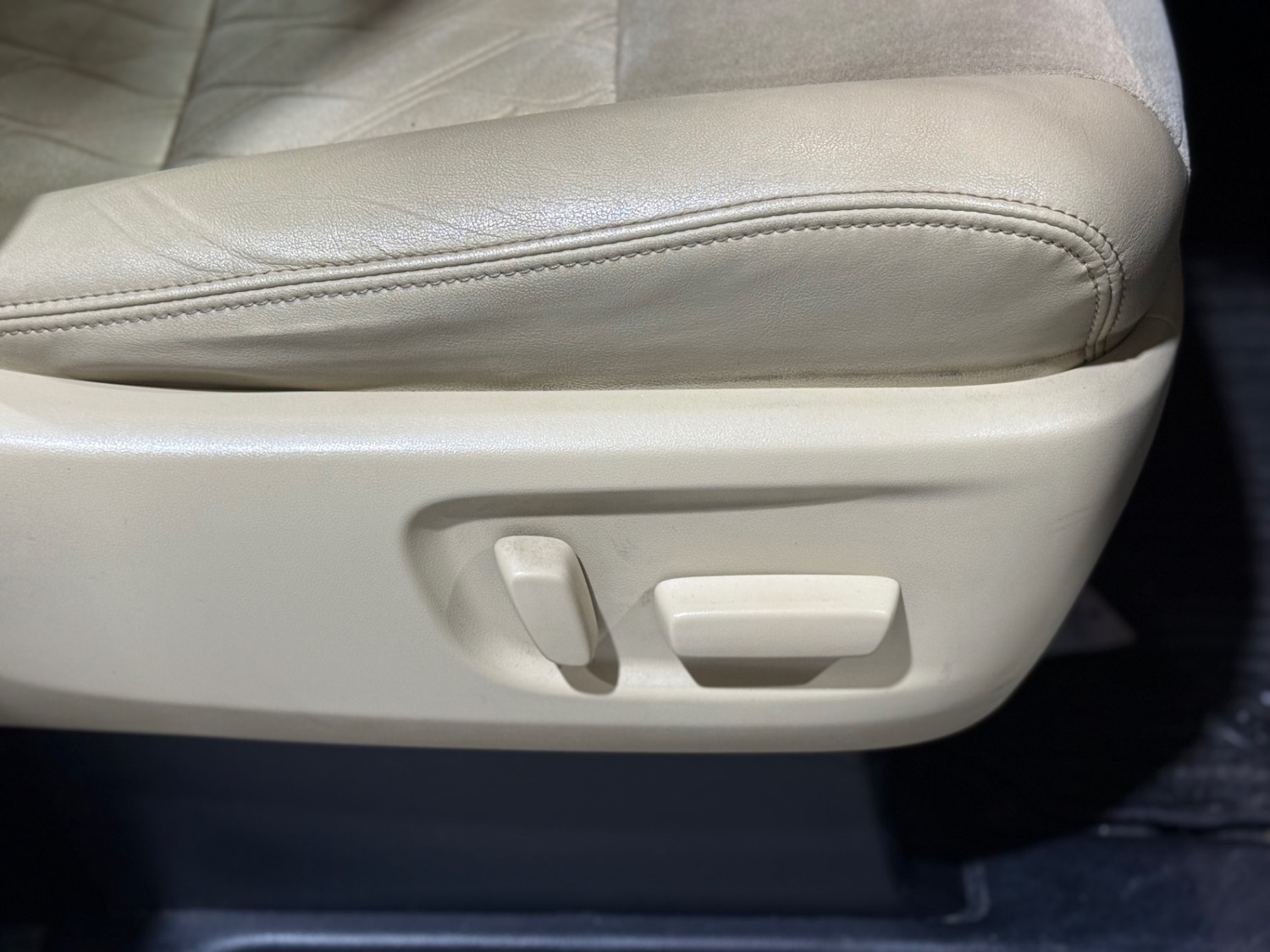 Used Toyota Alphard 2015 for sale - 77072817: Photo 61