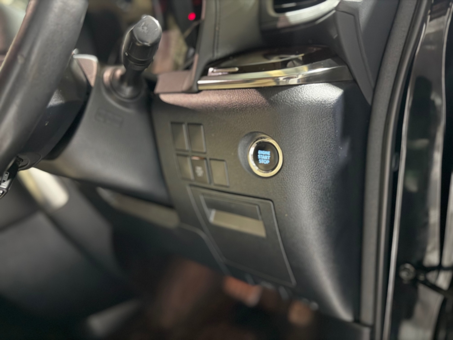 Used Toyota Alphard 2015 for sale - 77072817: Photo 66