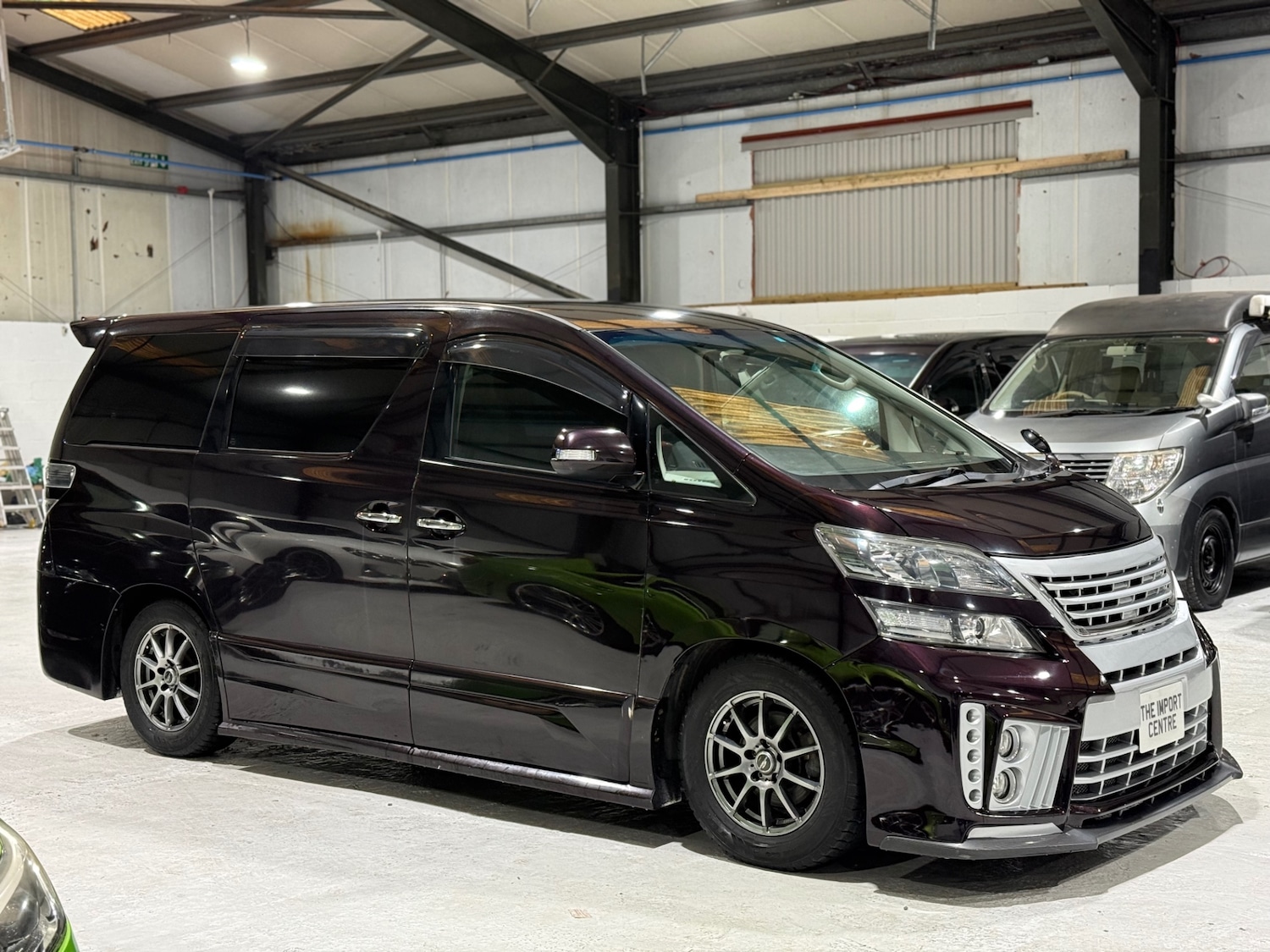 Used Toyota Vellfire 2009 for sale - 77277465: Photo 2