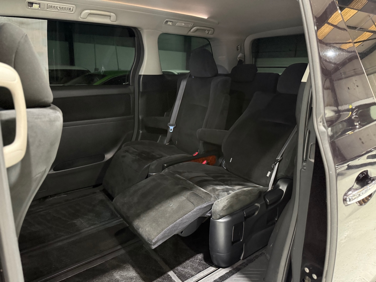 Used Toyota Vellfire 2009 for sale - 77277465: Photo 21