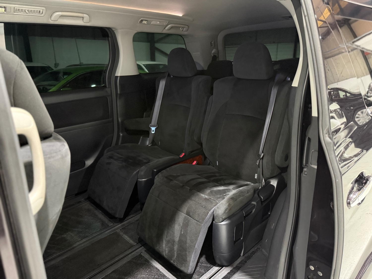 Used Toyota Vellfire 2009 for sale - 77277465: Photo 22