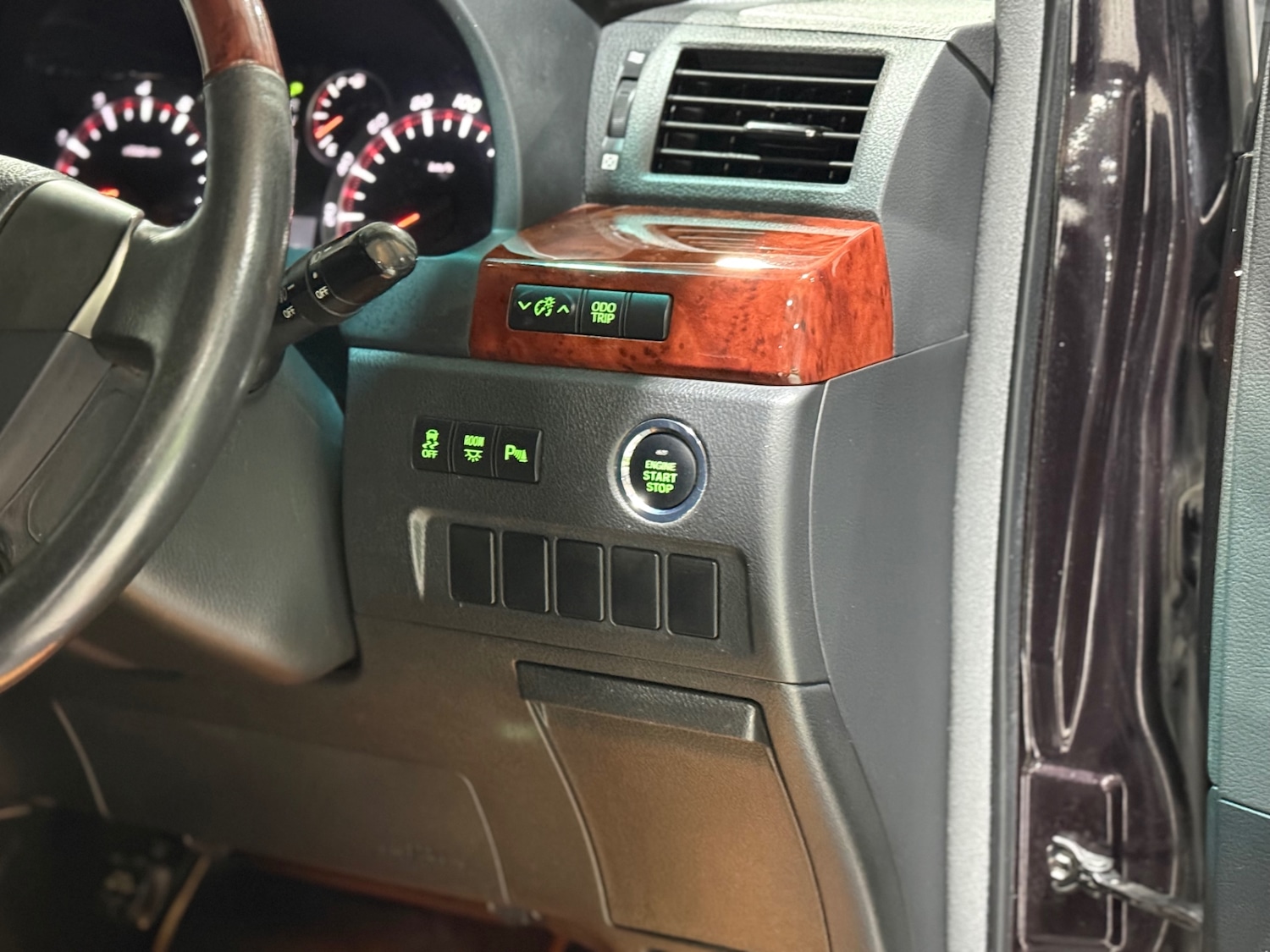 Used Toyota Vellfire 2009 for sale - 77277465: Photo 30