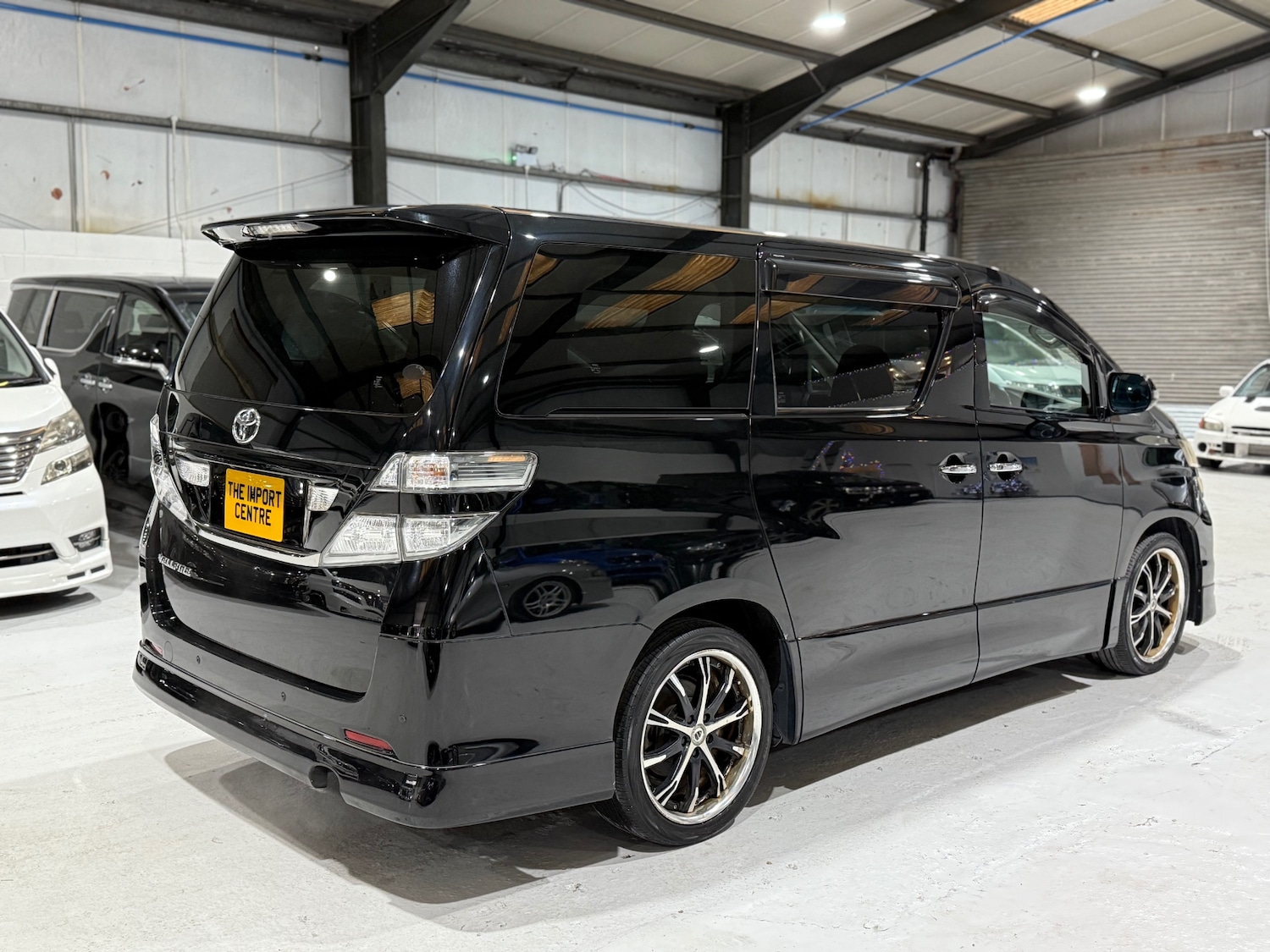 Used Toyota Vellfire 2010 for sale - 77071196: Photo 10