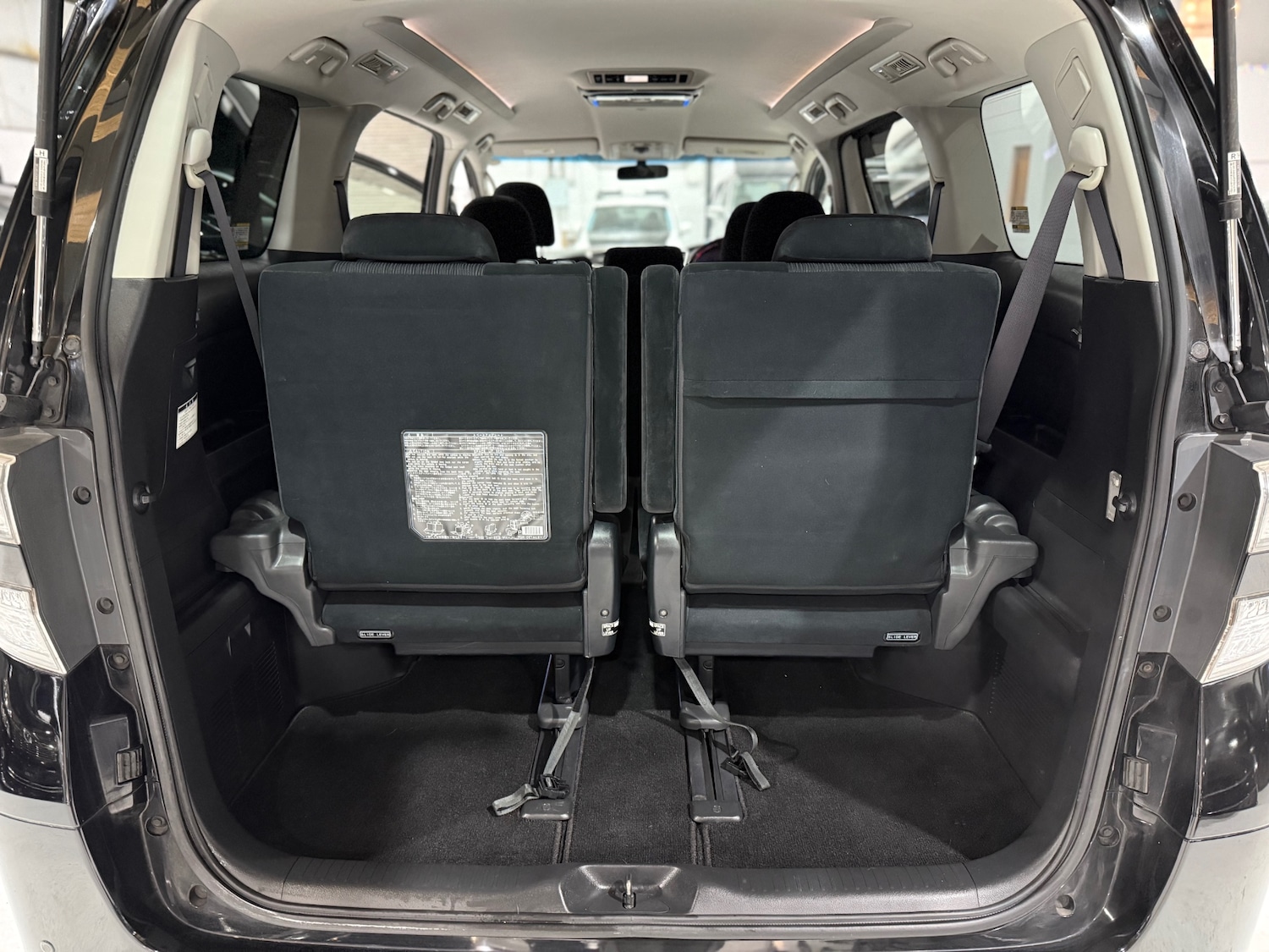 Used Toyota Vellfire 2010 for sale - 77071196: Photo 37