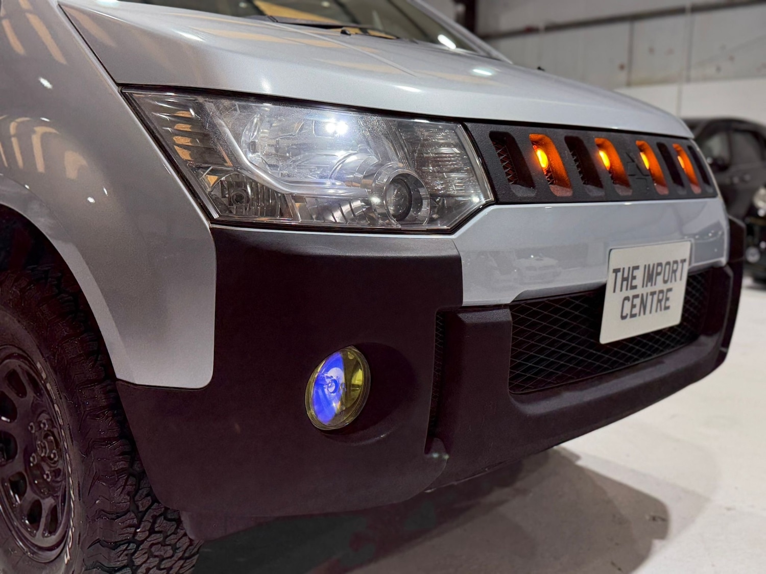 Used Mitsubishi Delica 2007 for sale - 77071165: Photo 12