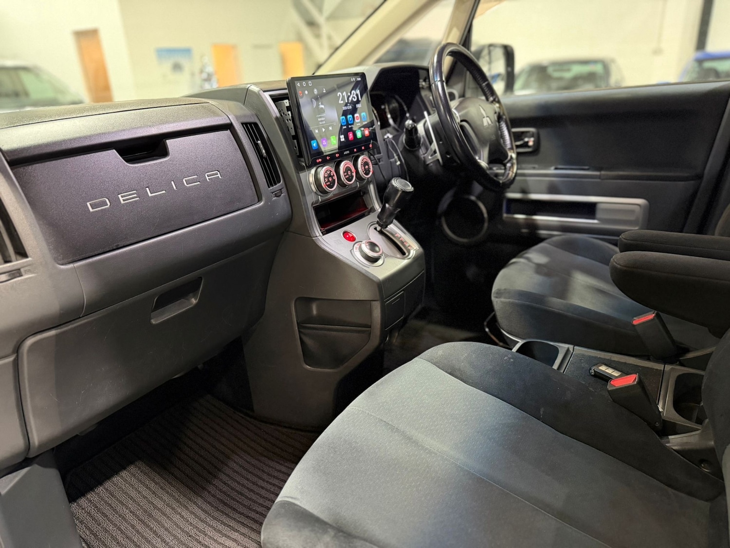 Used Mitsubishi Delica 2007 for sale - 77071165: Photo 26