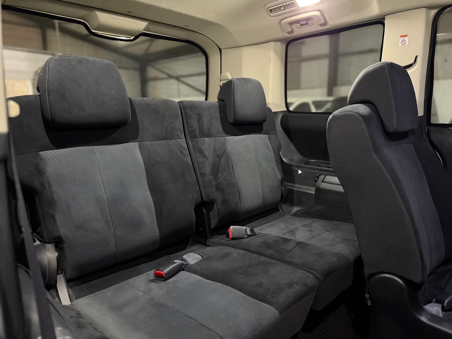 Used Mitsubishi Delica 2007 for sale - 77071165: Photo 28