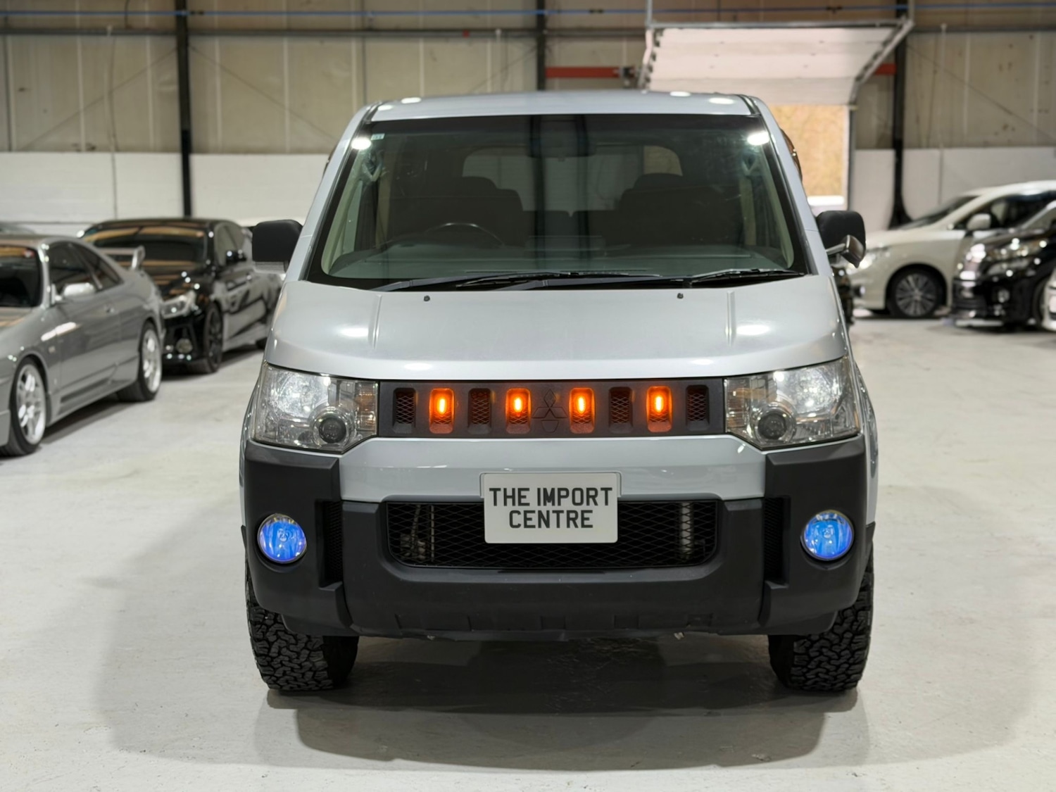 Used Mitsubishi Delica 2007 for sale - 77071165: Photo 3