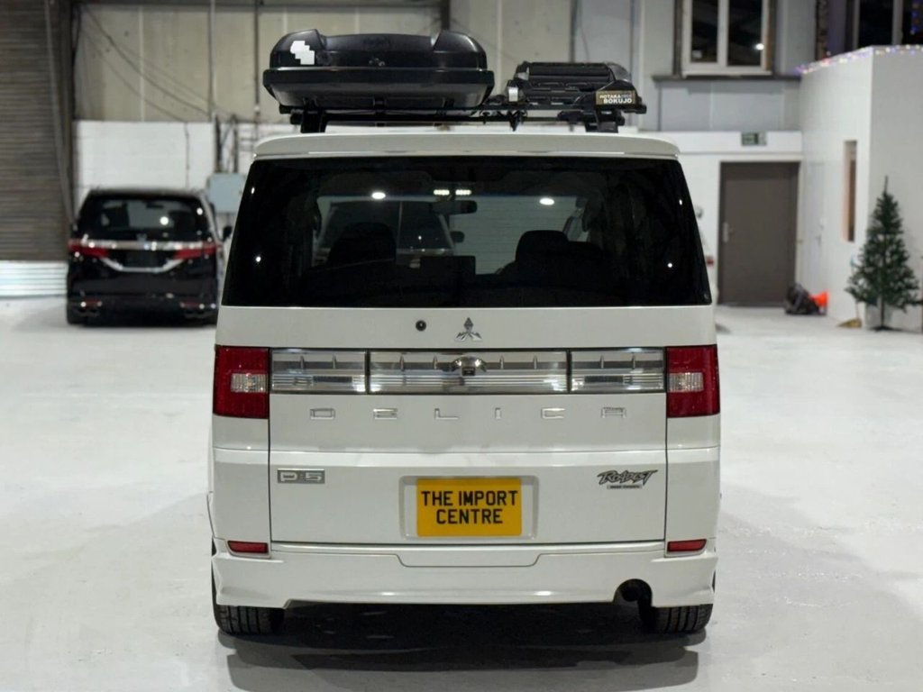 Used Mitsubishi Delica 2009 for sale - 77582219: Photo 14