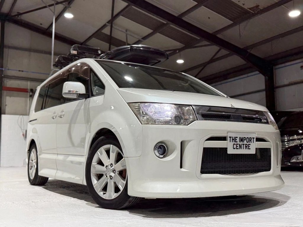 Used Mitsubishi Delica 2009 for sale - 77582219: Photo 6