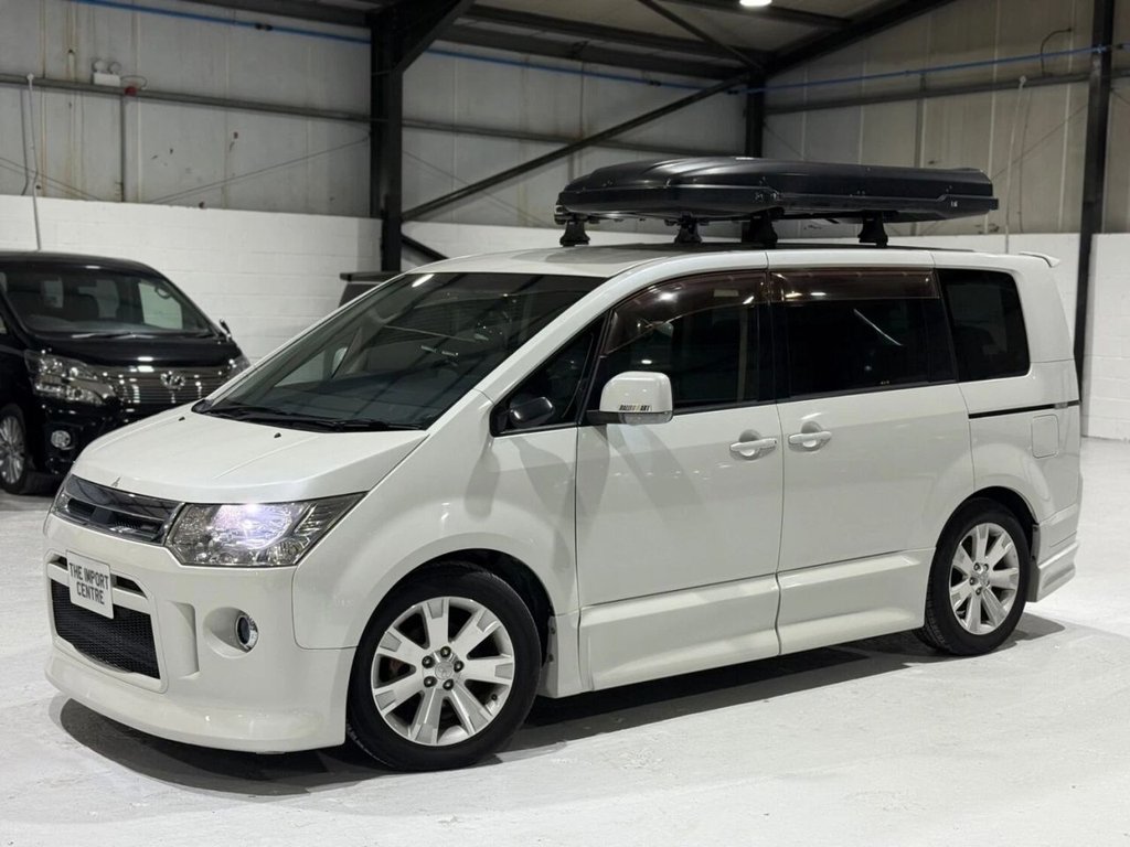 Used Mitsubishi Delica 2009 for sale - 77582219: Photo 7