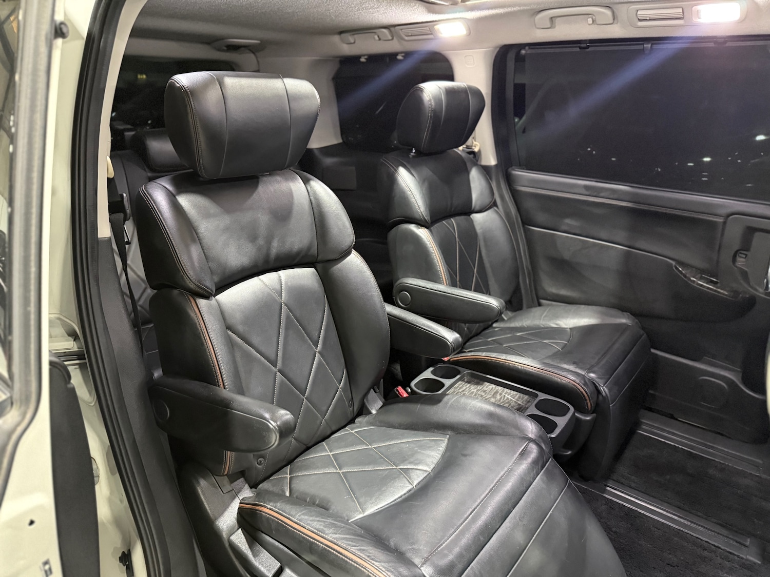 Used Nissan Elgrand 2014 for sale - 77071200: Photo 23