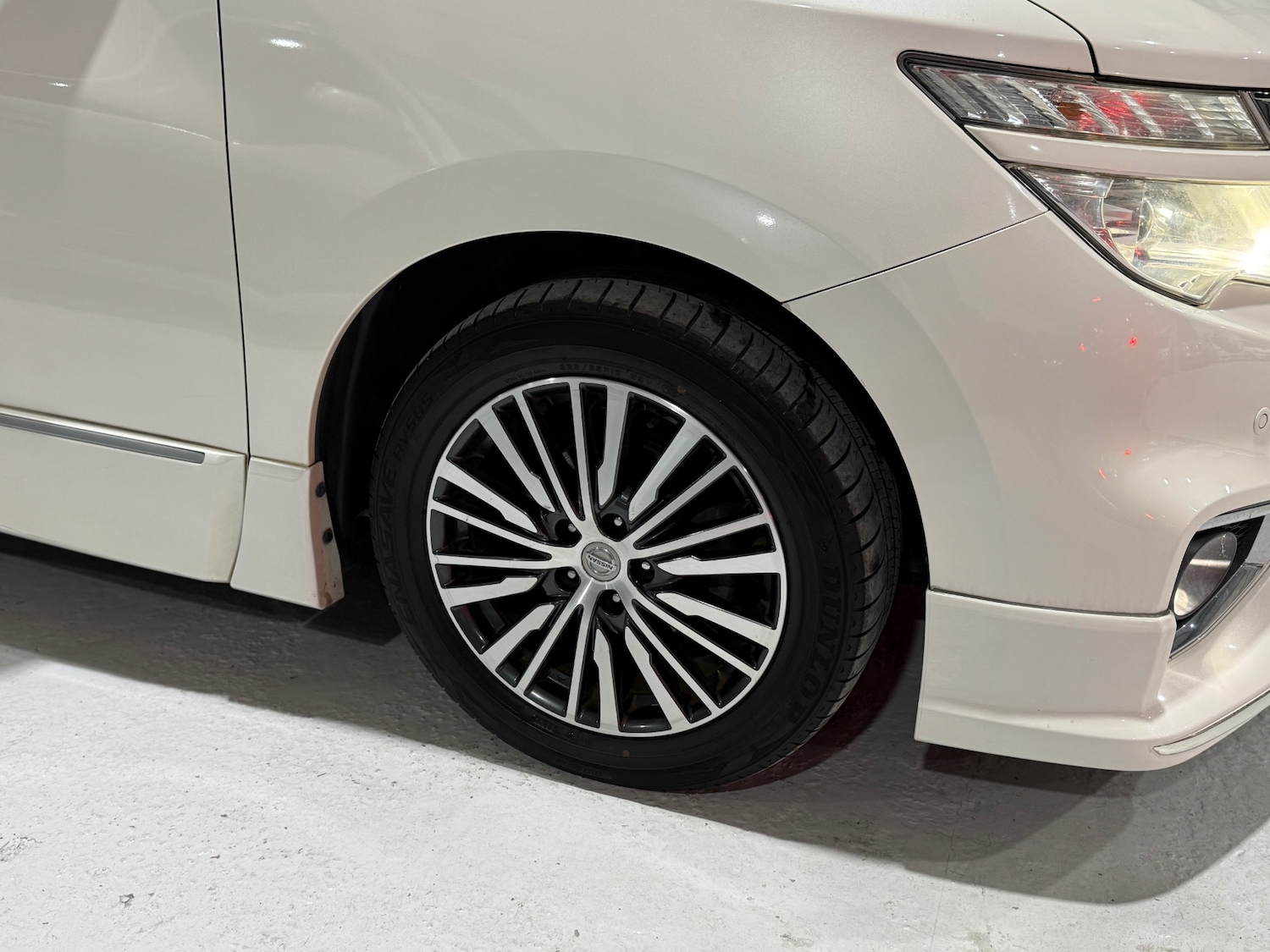 Used Nissan Elgrand 2014 for sale - 77071200: Photo 34