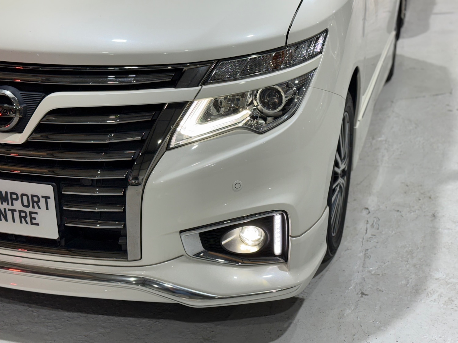 Used Nissan Elgrand 2014 for sale - 77071200: Photo 35