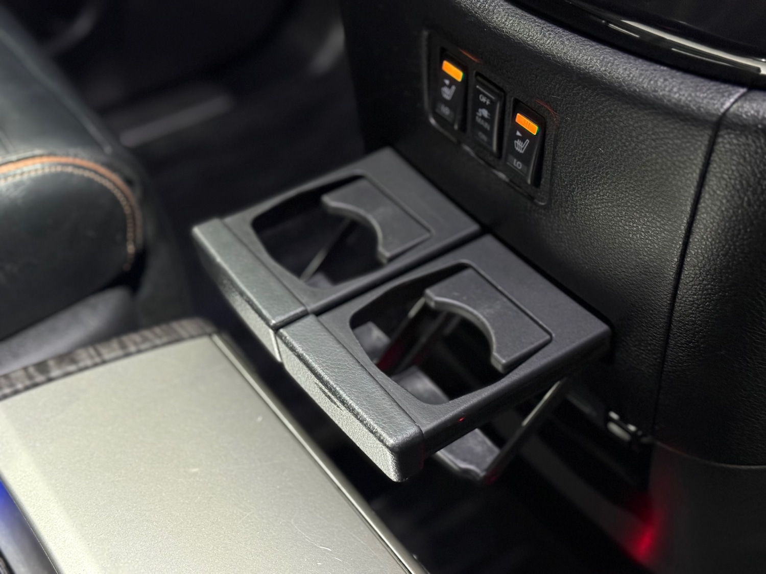 Used Nissan Elgrand 2014 for sale - 77071200: Photo 41