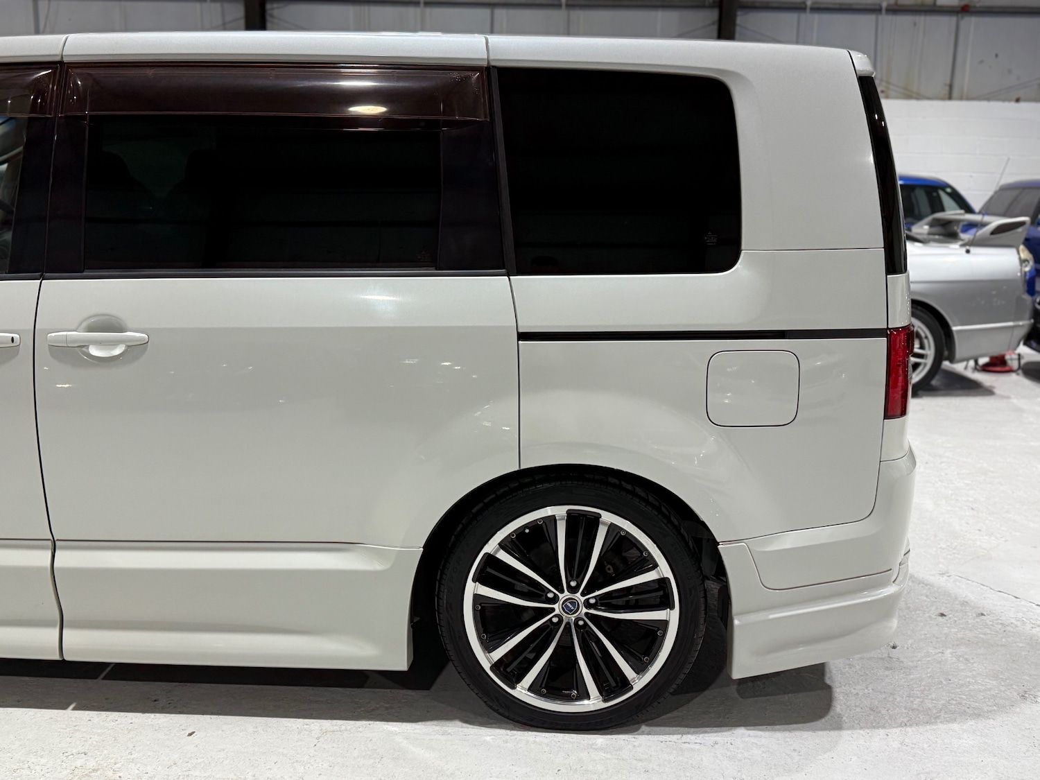 Used Mitsubishi Delica 2008 for sale - 77072825: Photo 18