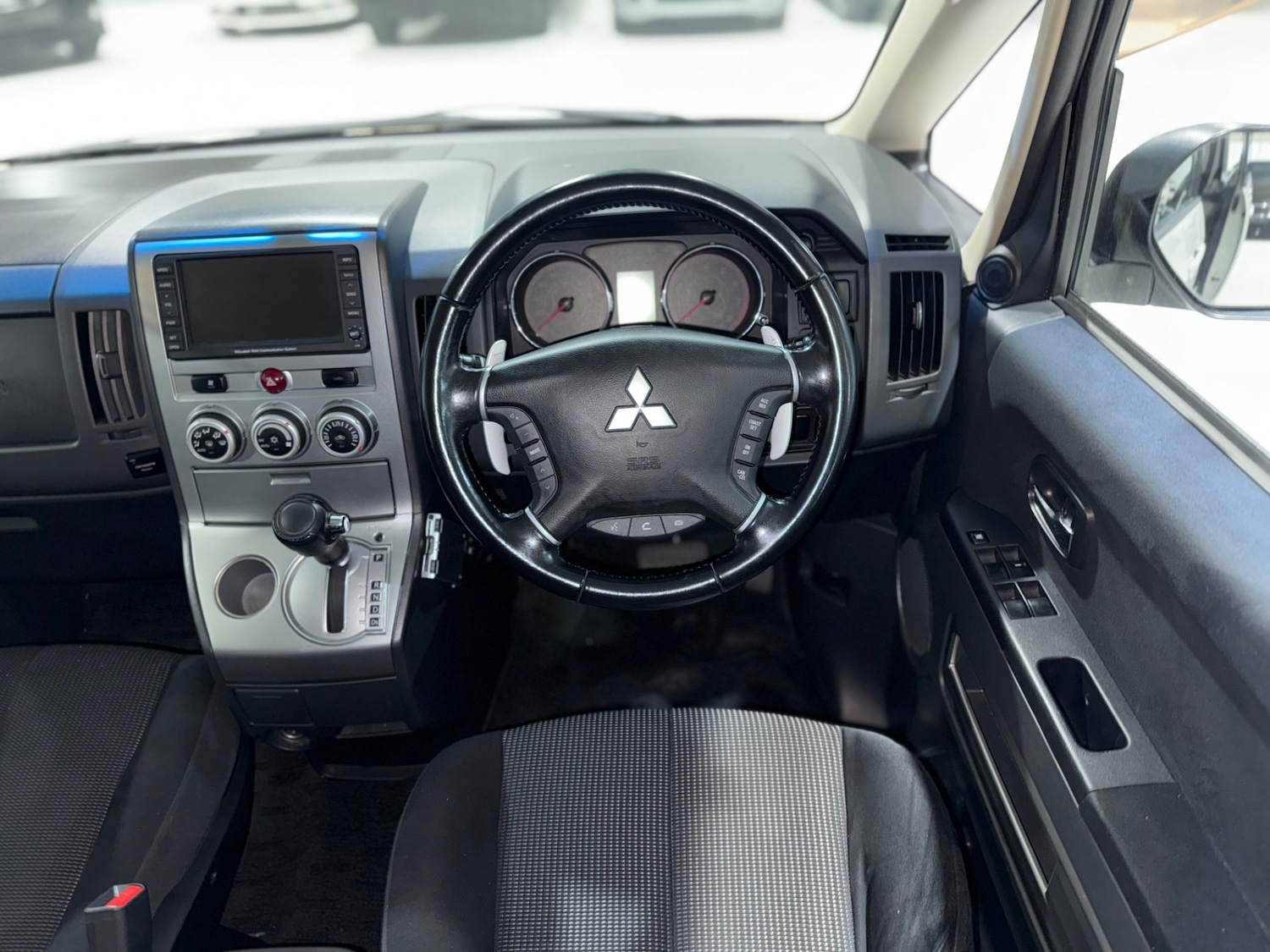 Used Mitsubishi Delica 2008 for sale - 77072825: Photo 31