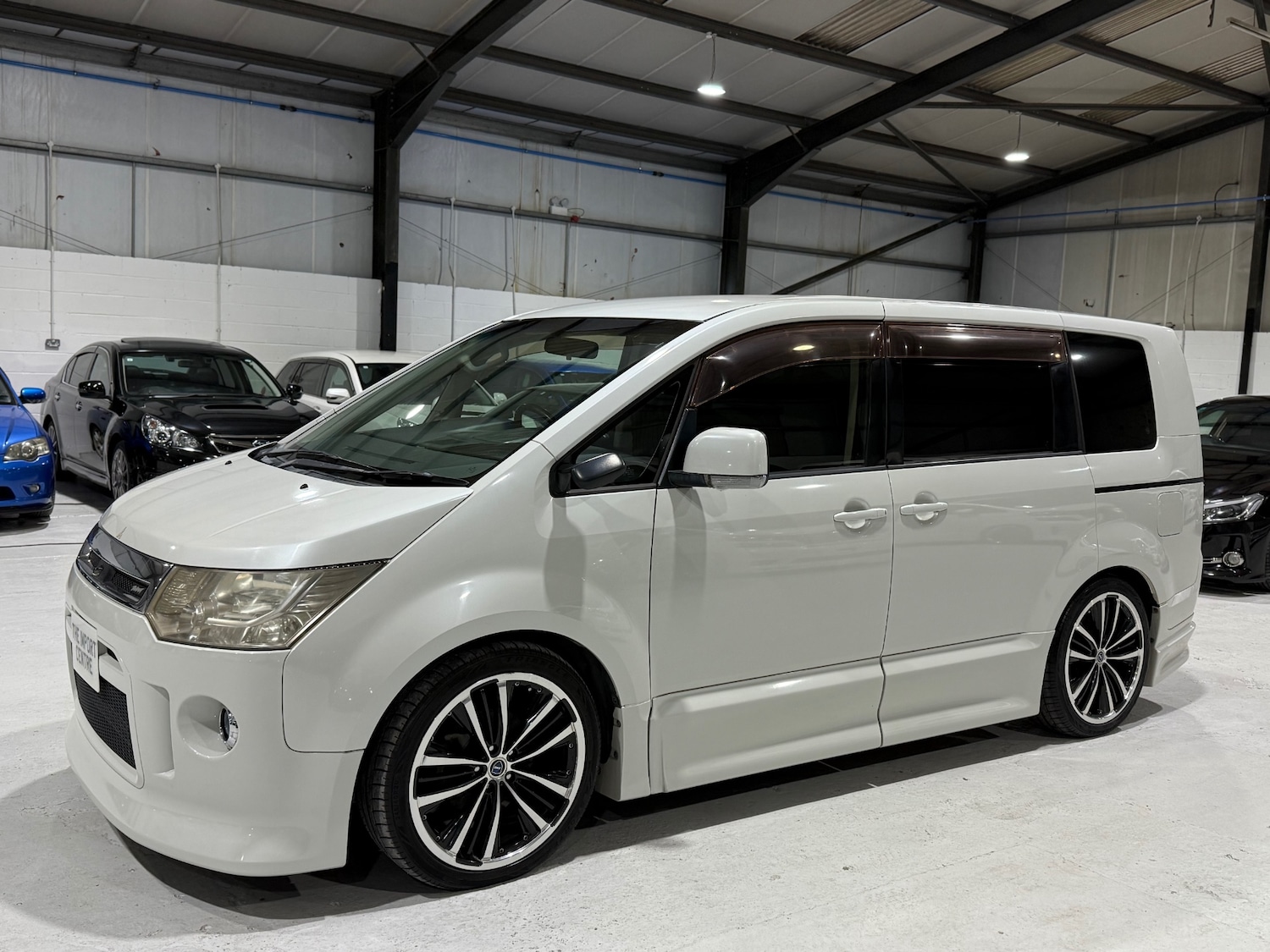 Used Mitsubishi Delica 2008 for sale - 77072825: Photo 37