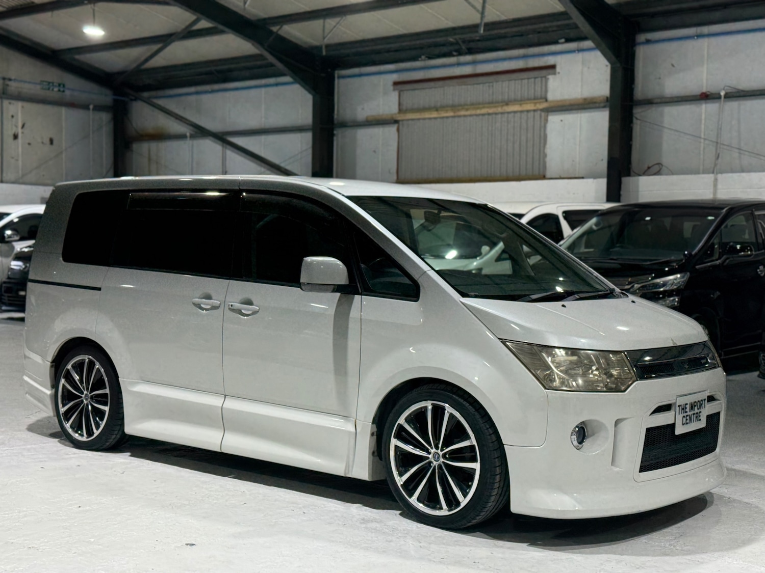 Used Mitsubishi Delica 2008 for sale - 77072825: Photo 7