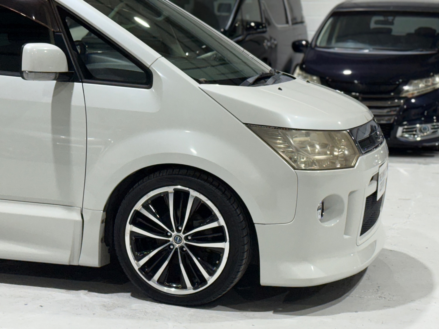 Used Mitsubishi Delica 2008 for sale - 77072825: Photo 8