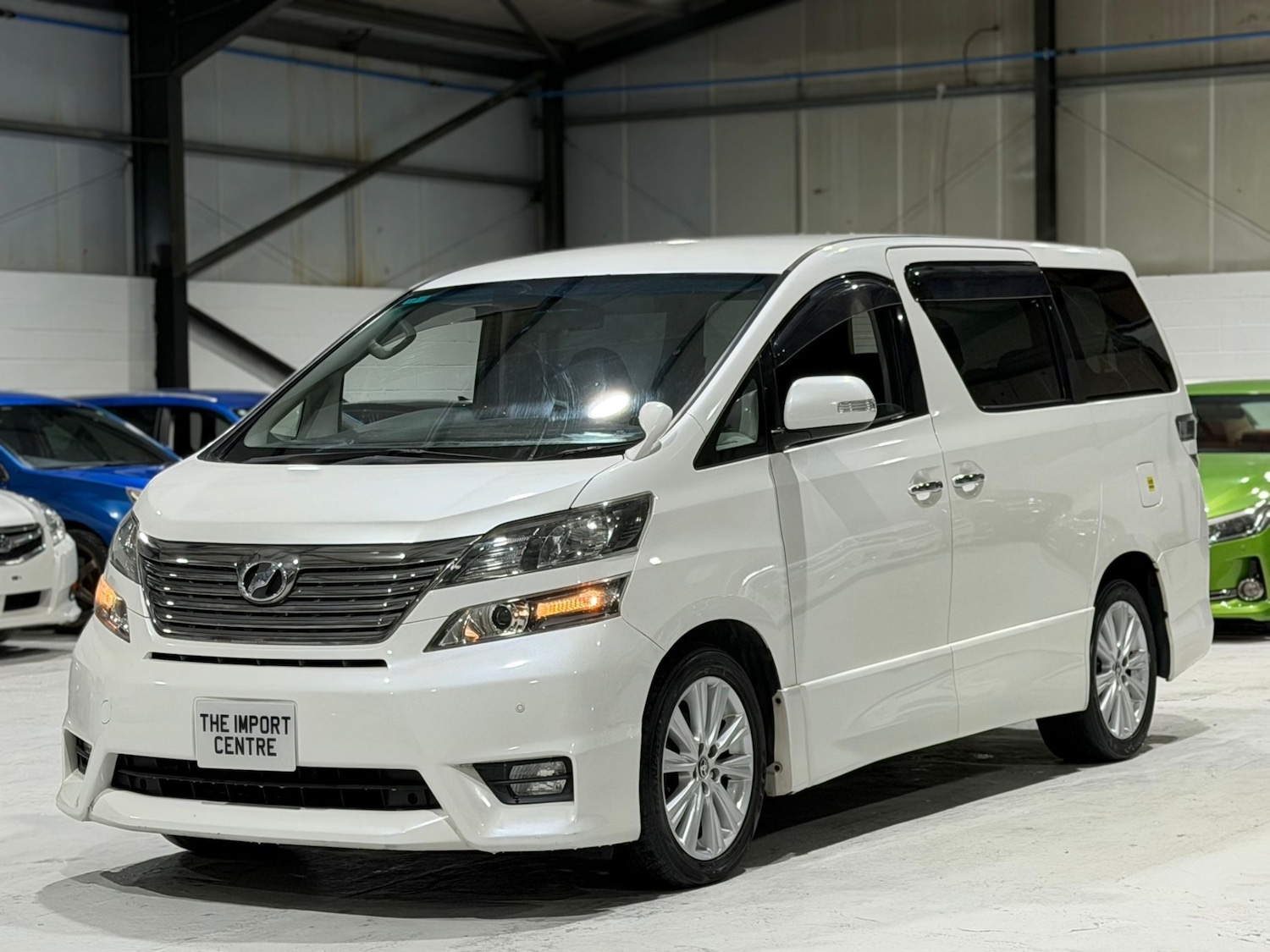 Used Toyota Vellfire 2011 for sale - 77057016: Photo 8