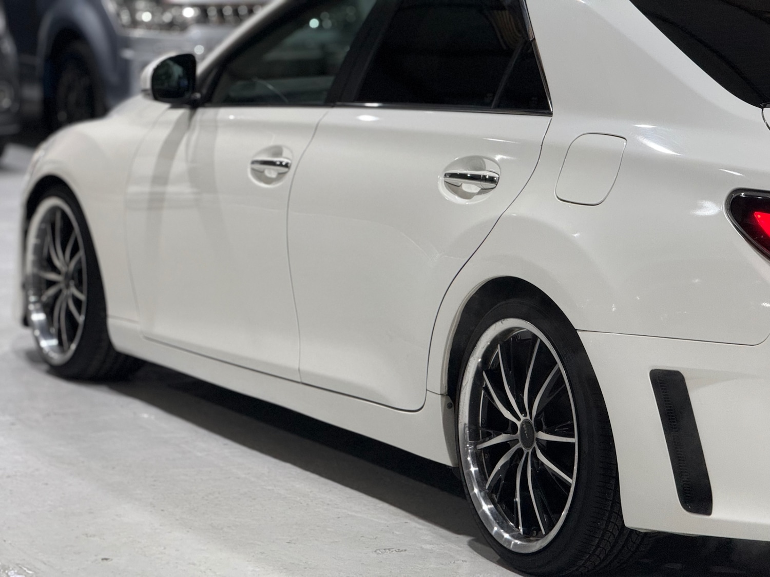 Used Toyota Mark X 2010 for sale - 77083608: Photo 14