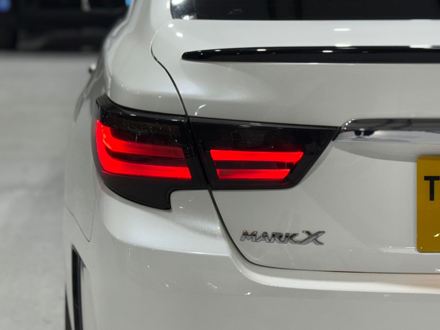 Used Toyota Mark X 2010 for sale - 77083608: Photo 22