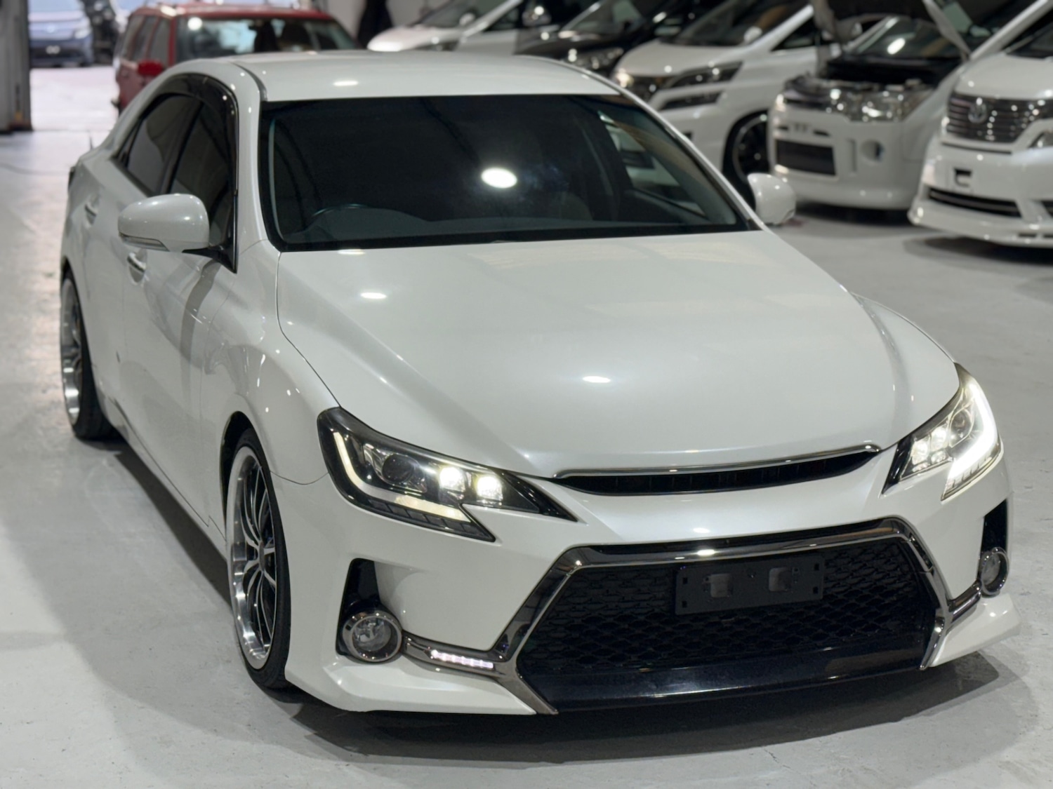 Used Toyota Mark X 2010 for sale - 77083608: Photo 3