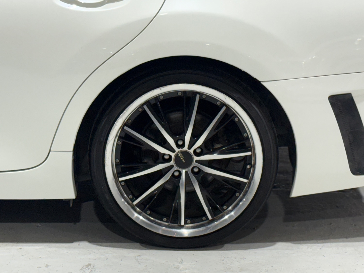 Used Toyota Mark X 2010 for sale - 77083608: Photo 32