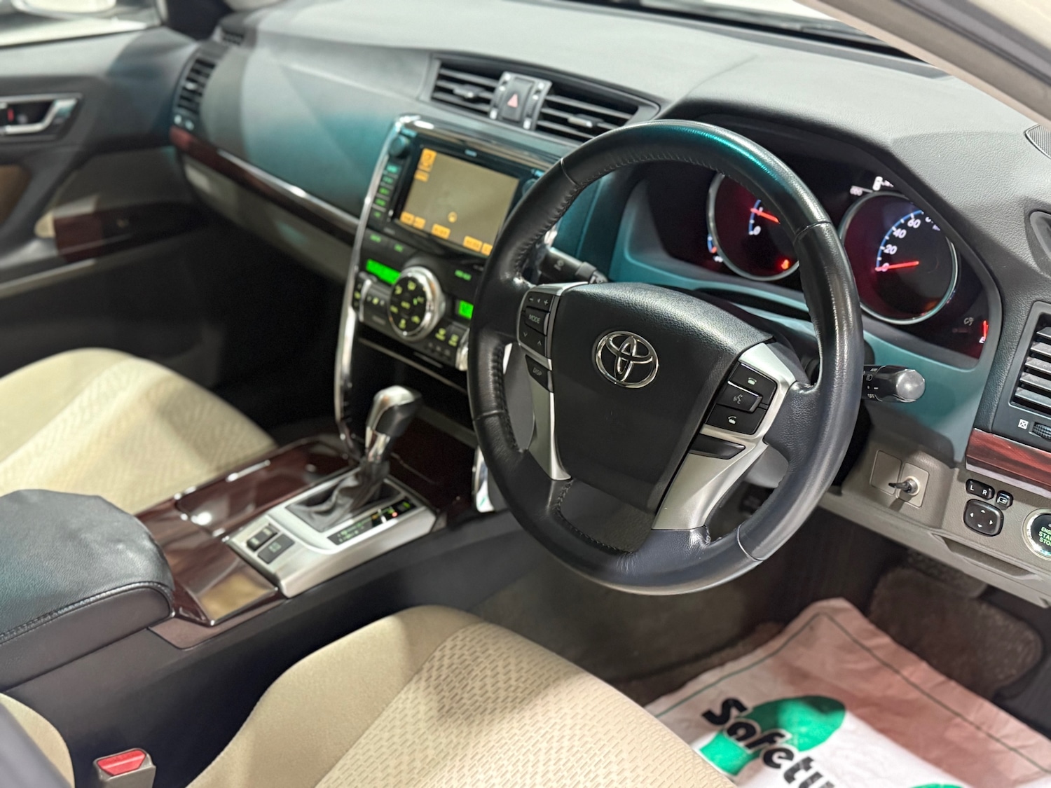 Used Toyota Mark X 2010 for sale - 77083608: Photo 39