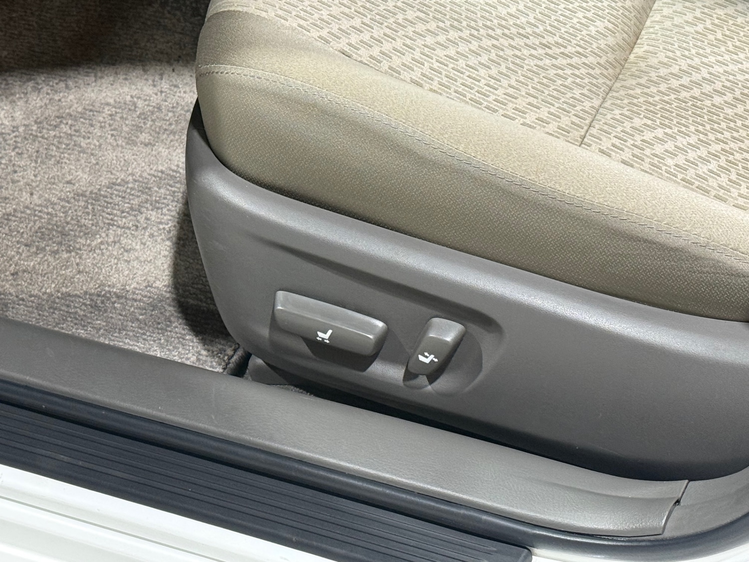 Used Toyota Mark X 2010 for sale - 77083608: Photo 41