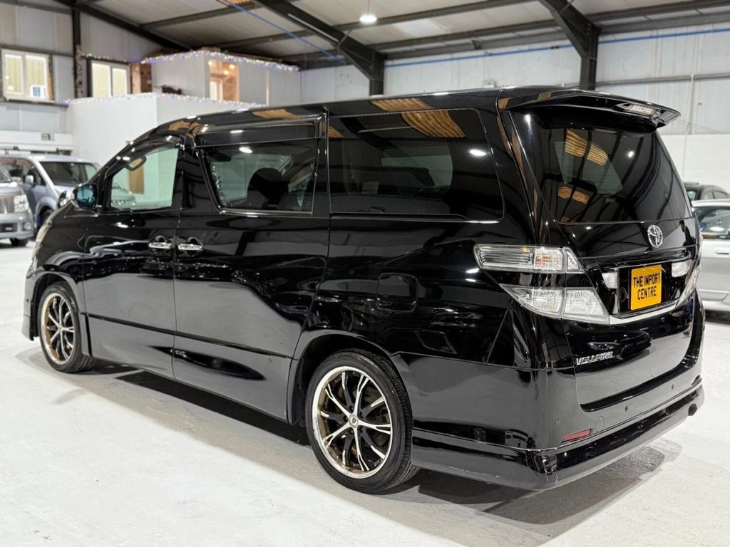 Used Toyota Vellfire 2010 for sale - 77582203: Photo 11