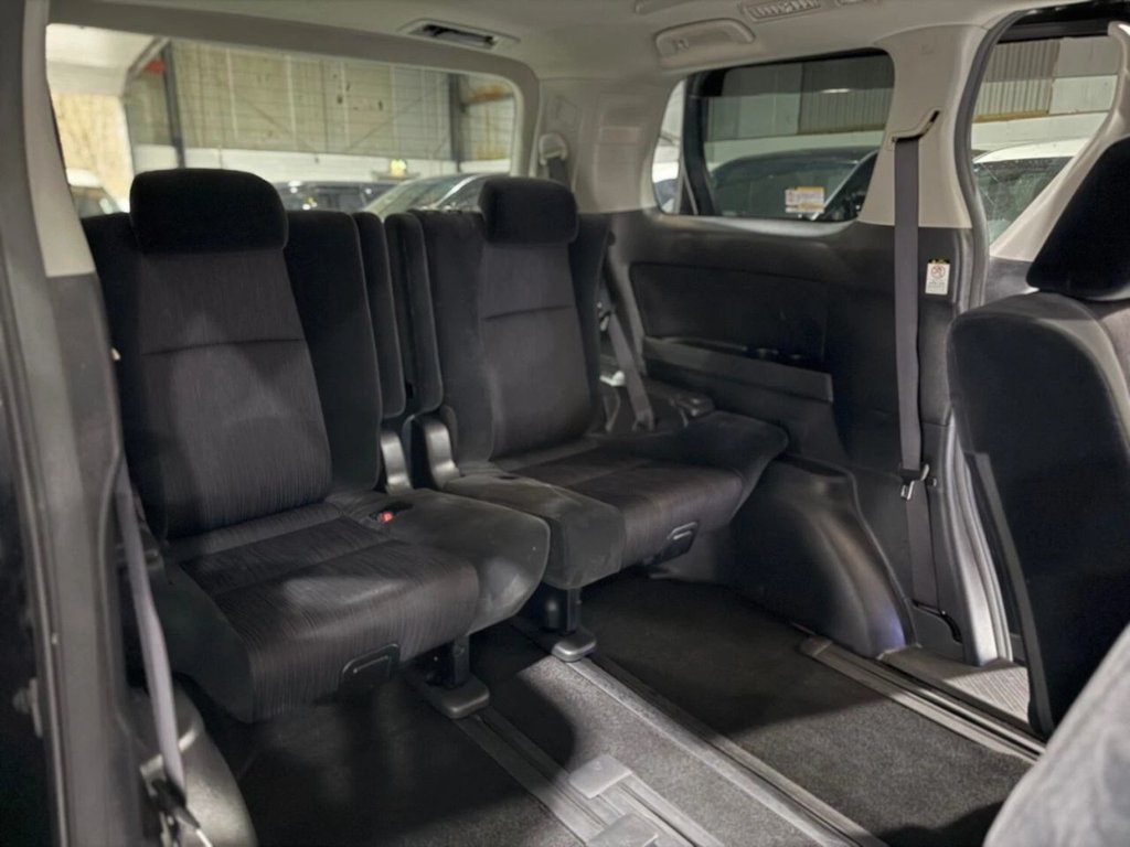 Used Toyota Vellfire 2010 for sale - 77582203: Photo 2