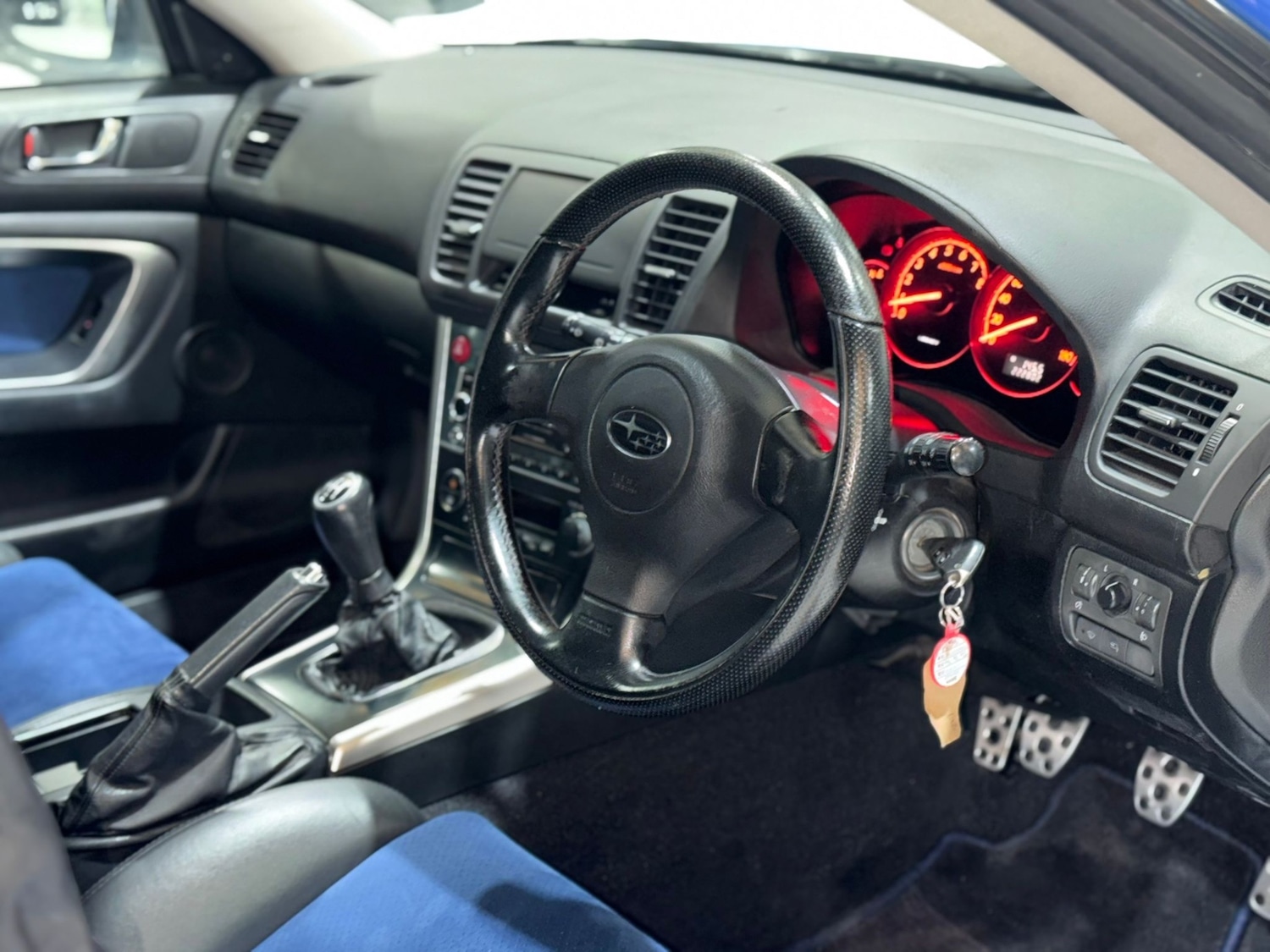 Used Subaru Legacy 2004 for sale - 76919443: Photo 32