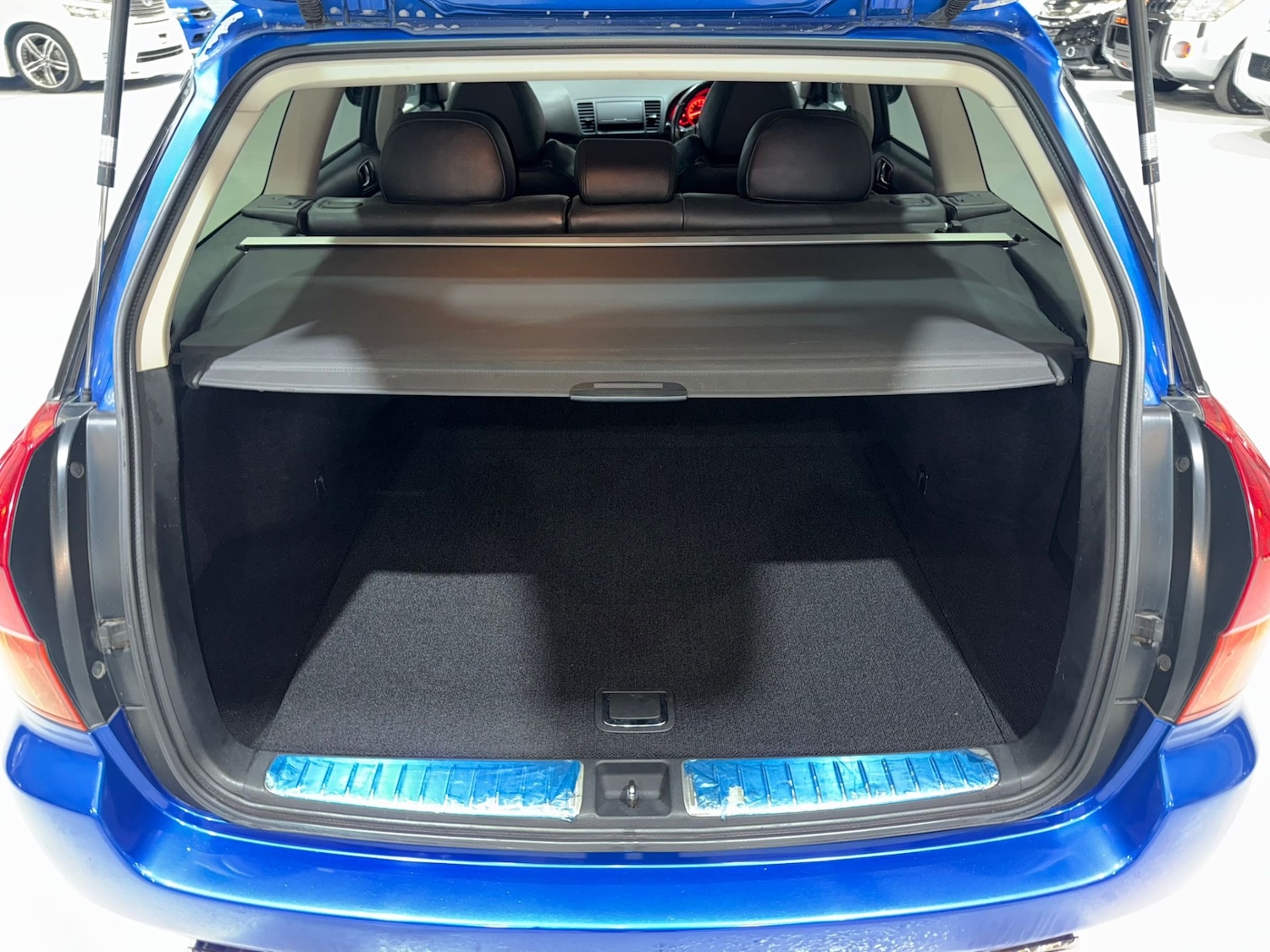 Used Subaru Legacy 2004 for sale - 76919443: Photo 39