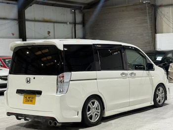 Used Honda Stepwagon 2011 for sale - 78373081: Photo